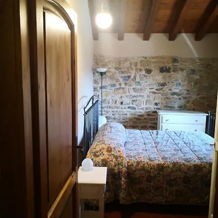 Intero Casale Tipico Toscano Gragnola
